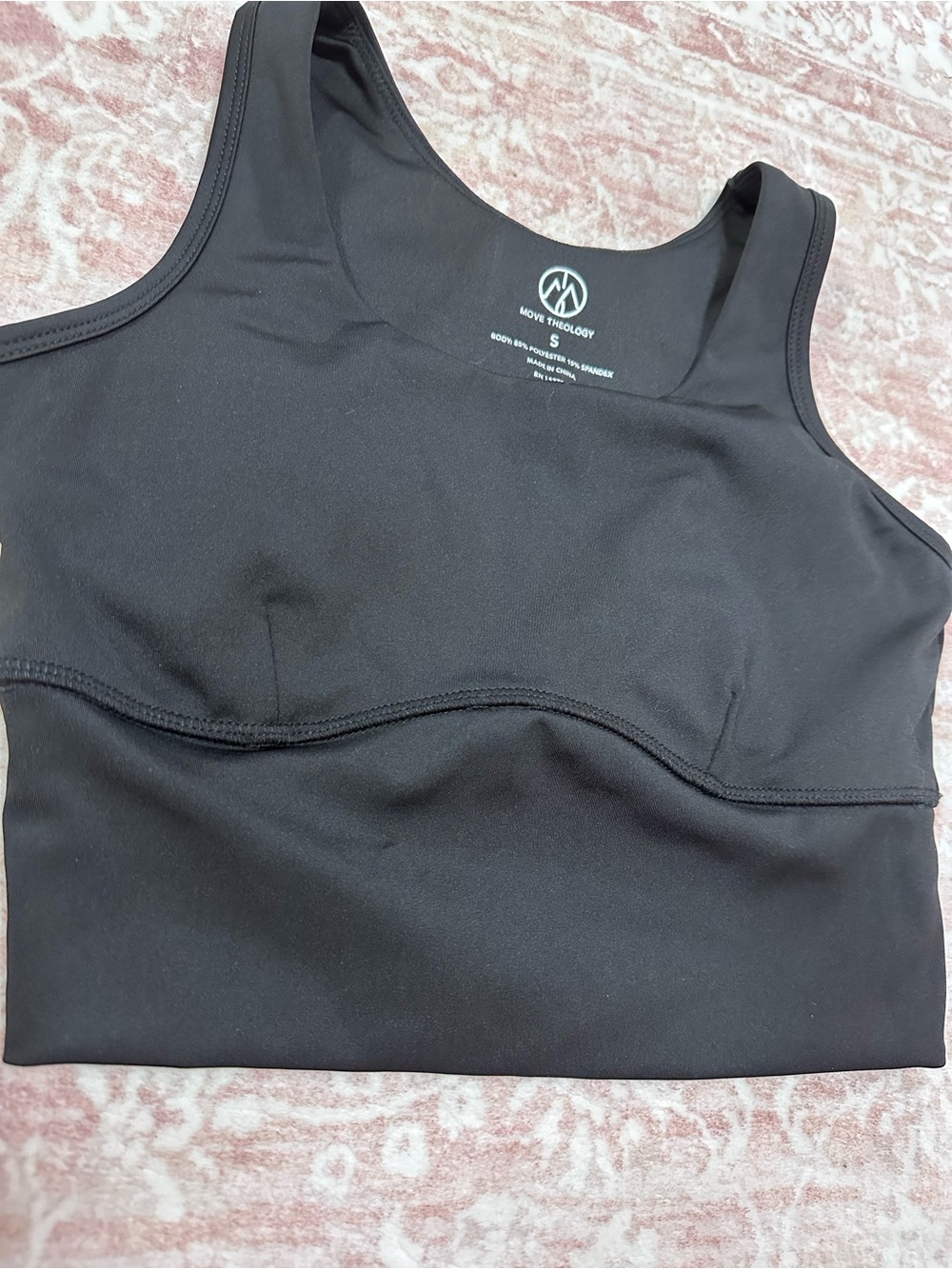 NWOT 🖤 Cropped Workout Top - Picture 2 of 6